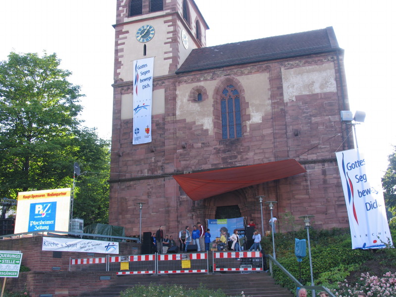© Torsten Sternberg Aufbau vor der Schloßkirche
