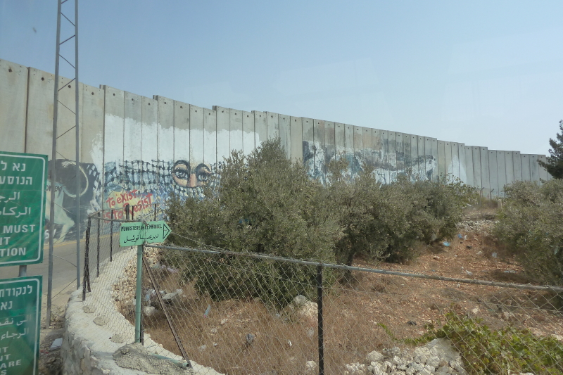 © Torsten Sternberg Sperrmauer